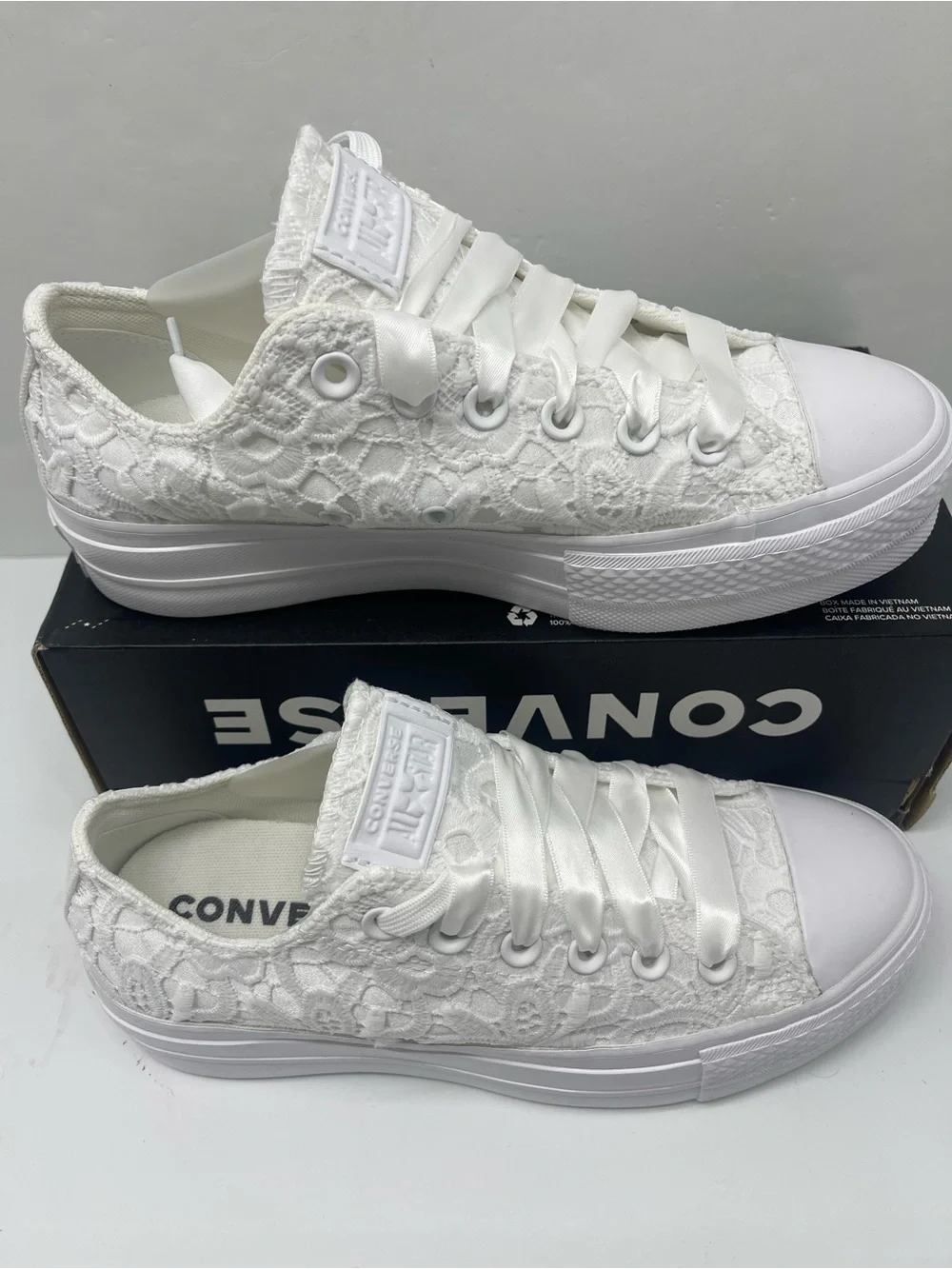 Converse CTAS LIFT OX WHITE/WHITE/WHITE Platform Sneakers A15005C